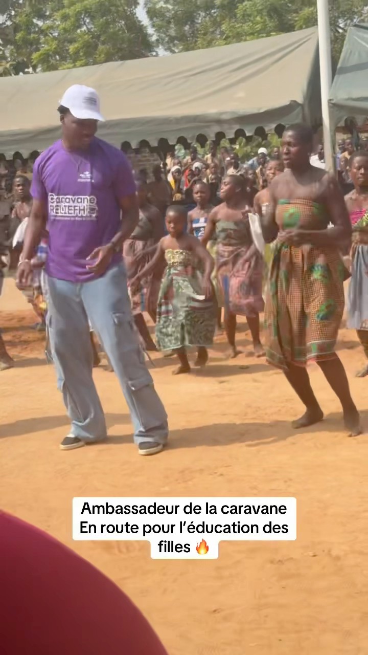 AMBASSADEUR POUR L’ÉDUCATION DES FILLES